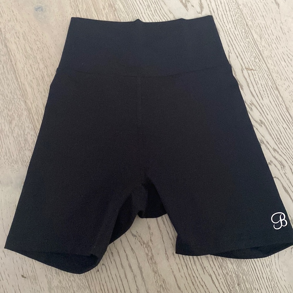 Bombshell black biker shorts size M